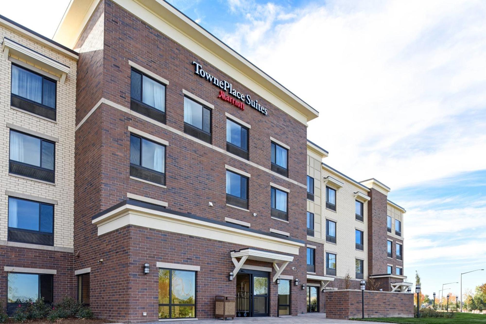 底特律卡莫斯万豪广场套房酒店 Commerce Township 外观 照片